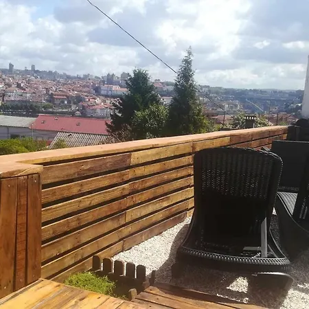 House With 2 Bedrooms In With Wonderful City View Furnished Terrace And Wifi 3 Km From The Beach Feriehus Vila Nova de Gaia