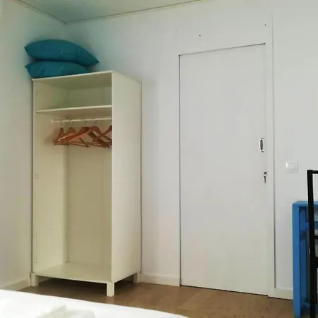 House With 2 Bedrooms In With Wonderful City View Furnished Terrace And Wifi 3 Km From The Beach Feriehus Vila Nova de Gaia